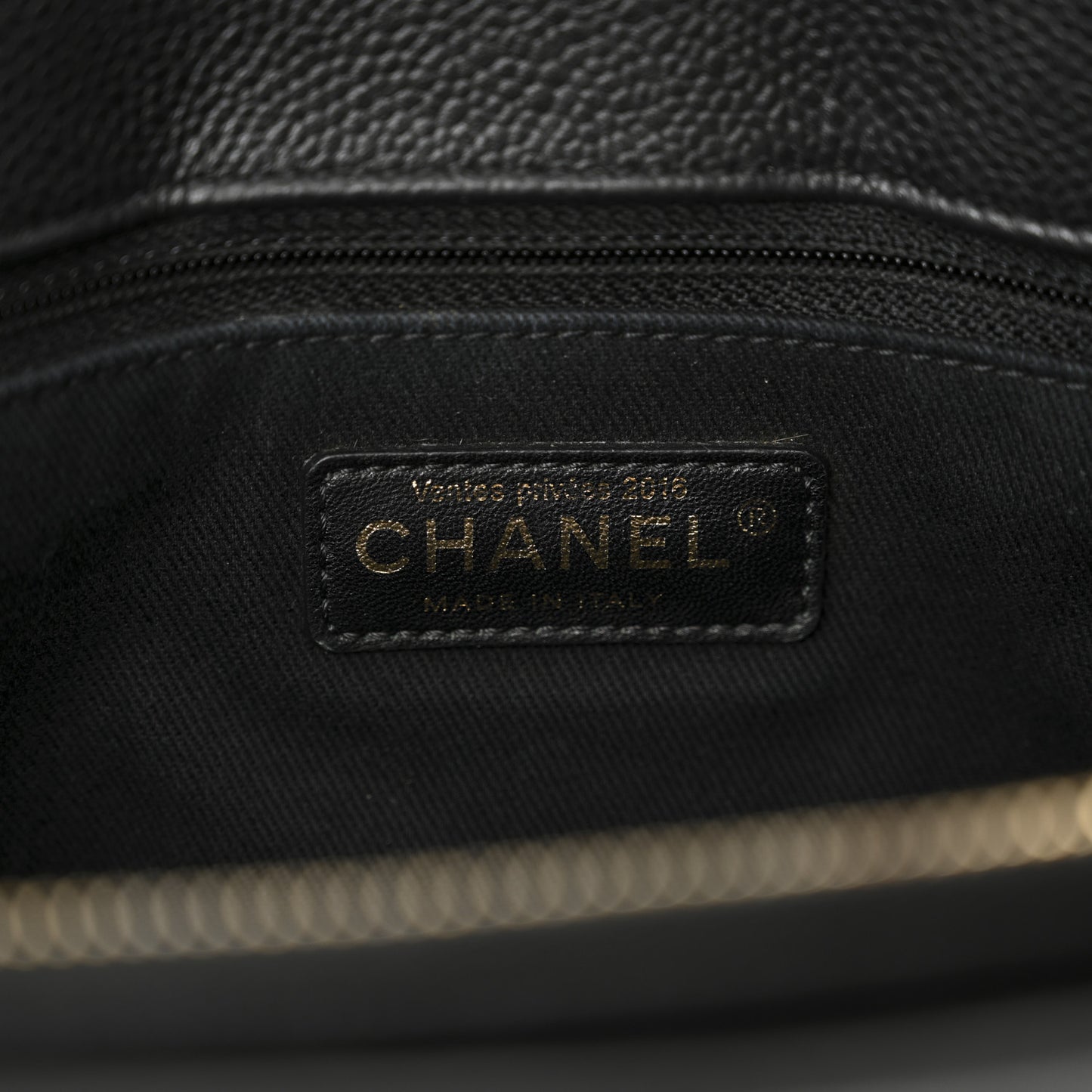 Caviar Quilted CC Timeless Soft Tote Black