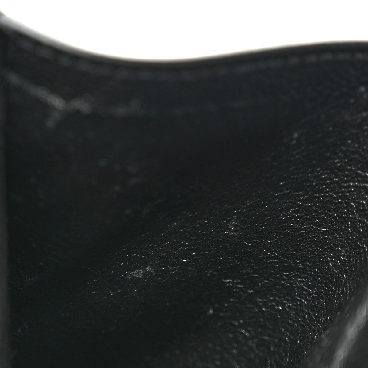 Saint Laurent Grain De Poudre Monogram Bi-Fold Wallet Black 9 of 13