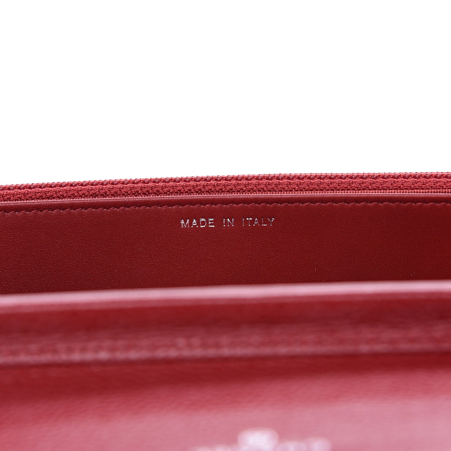 Caviar Quilted Wallet On Chain WOC Dark Red