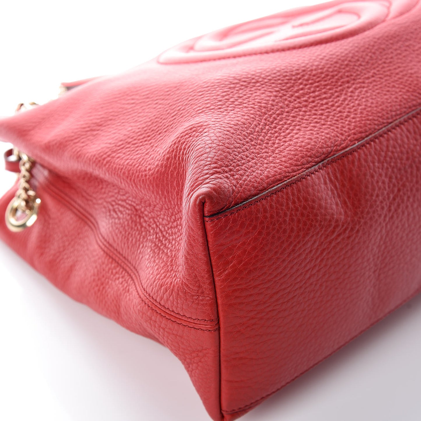 Pebbled Calfskin Medium Soho Chain Shoulder Bag Tabasco Red