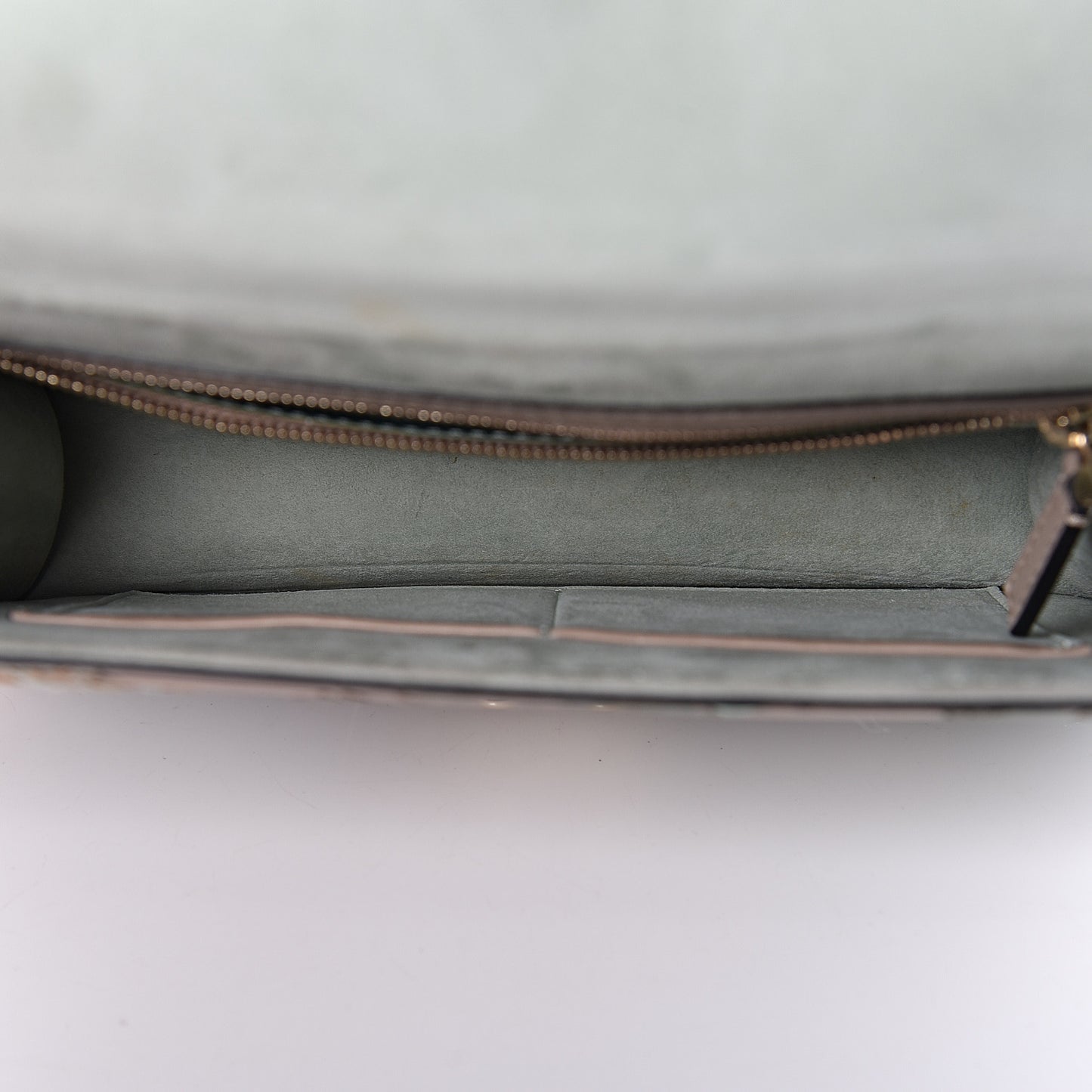 Vitello Embroidered Medium Glam Lock Rockstud Flap Beige