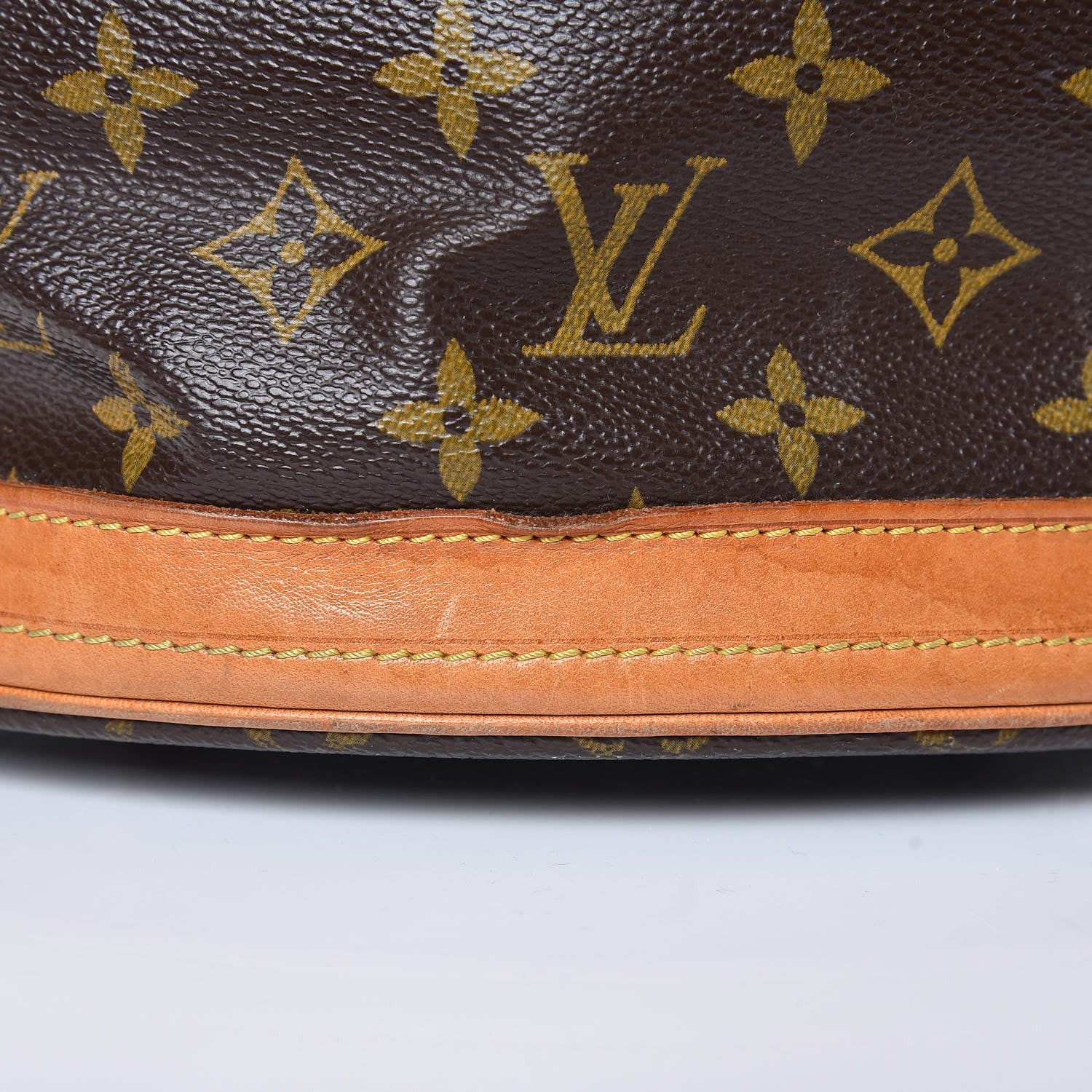 Louis Vuitton Monogram Petit Bucket 23 12 of 12