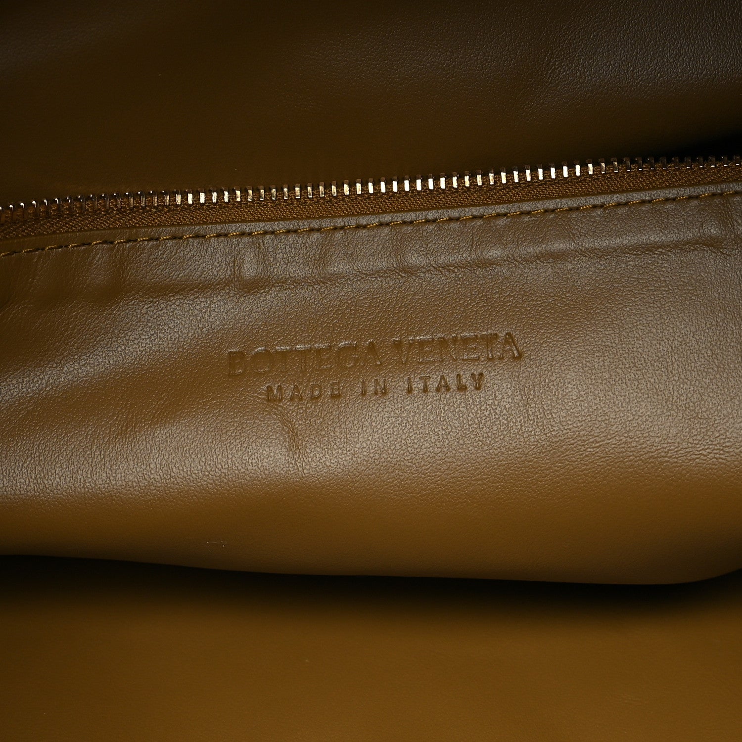 Bottega Veneta Suede Intrecciato Large Hop Acorn 6 of 10