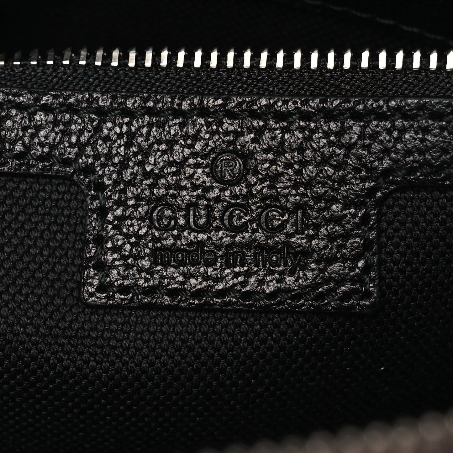 GG Supreme Monogram Small Crossbody Bag Black