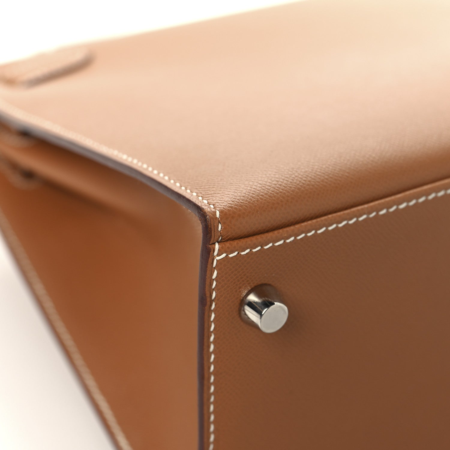 Hermes Madame Calfskin Kelly Sellier 28 Gold 11 of 15
