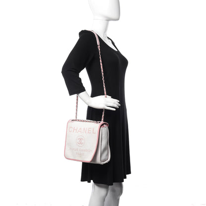 Chanel Woven Straw Raffia Small Deauville Messenger Light Pink 2 of 17