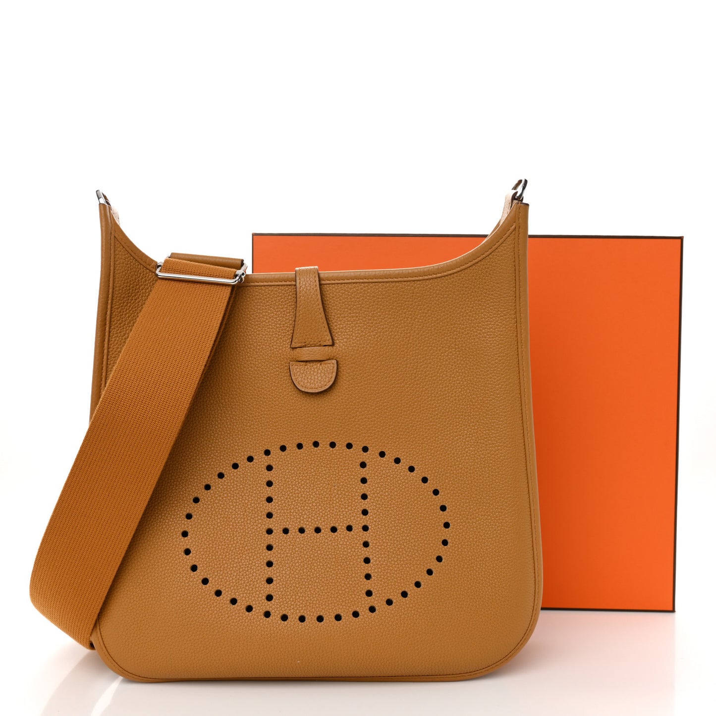 Taurillon Clemence Evelyne III PM Biscuit