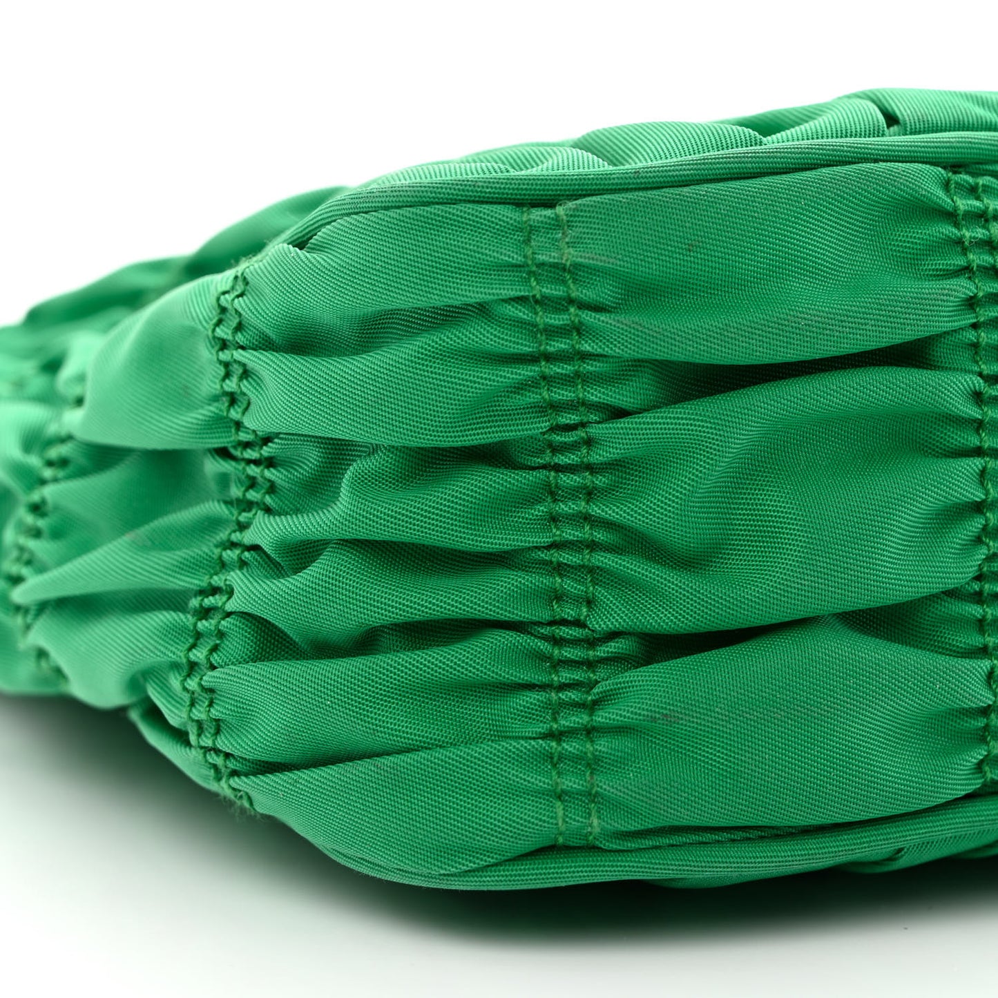 Tessuto Nylon Gaufre Shoulder Bag Menta