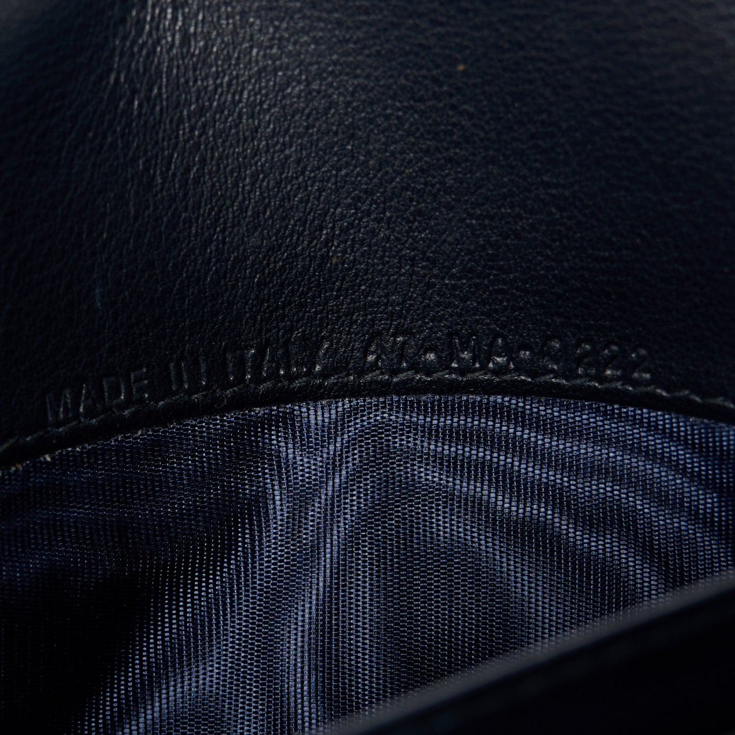 Oblique Saddle Chain Long Wallet Blue