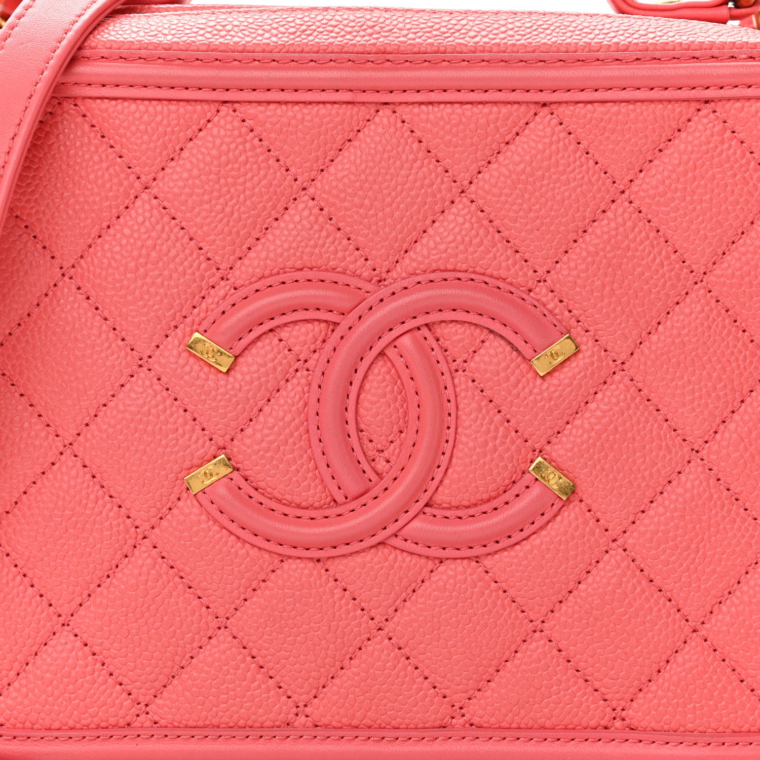 Chanel Caviar Quilted Medium CC Filigree Vanity Case Coral 7 of 11