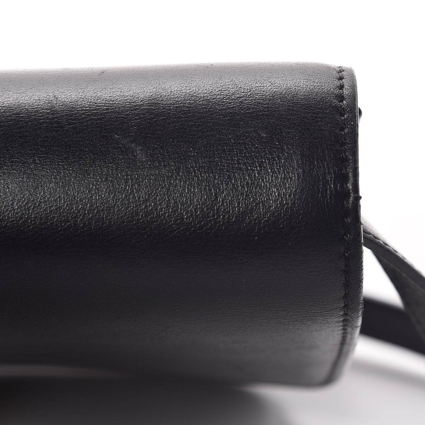 Box Calfskin Medium Classic Box Flap Bag Black