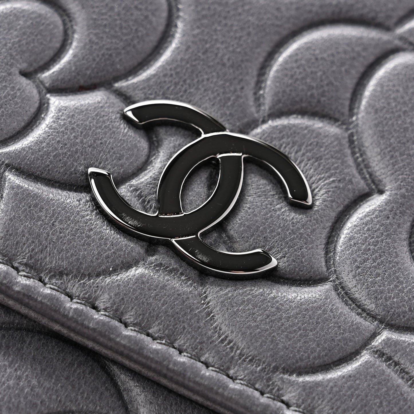 Lambskin Camellia Embossed Small Double Wallet Grey