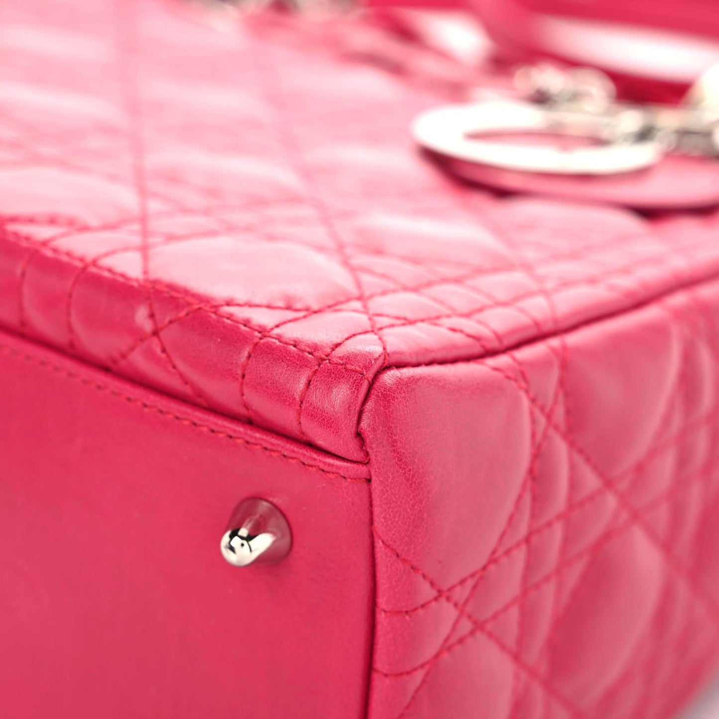 Lambskin Cannage Bow Medium Lady Dior Fuchsia