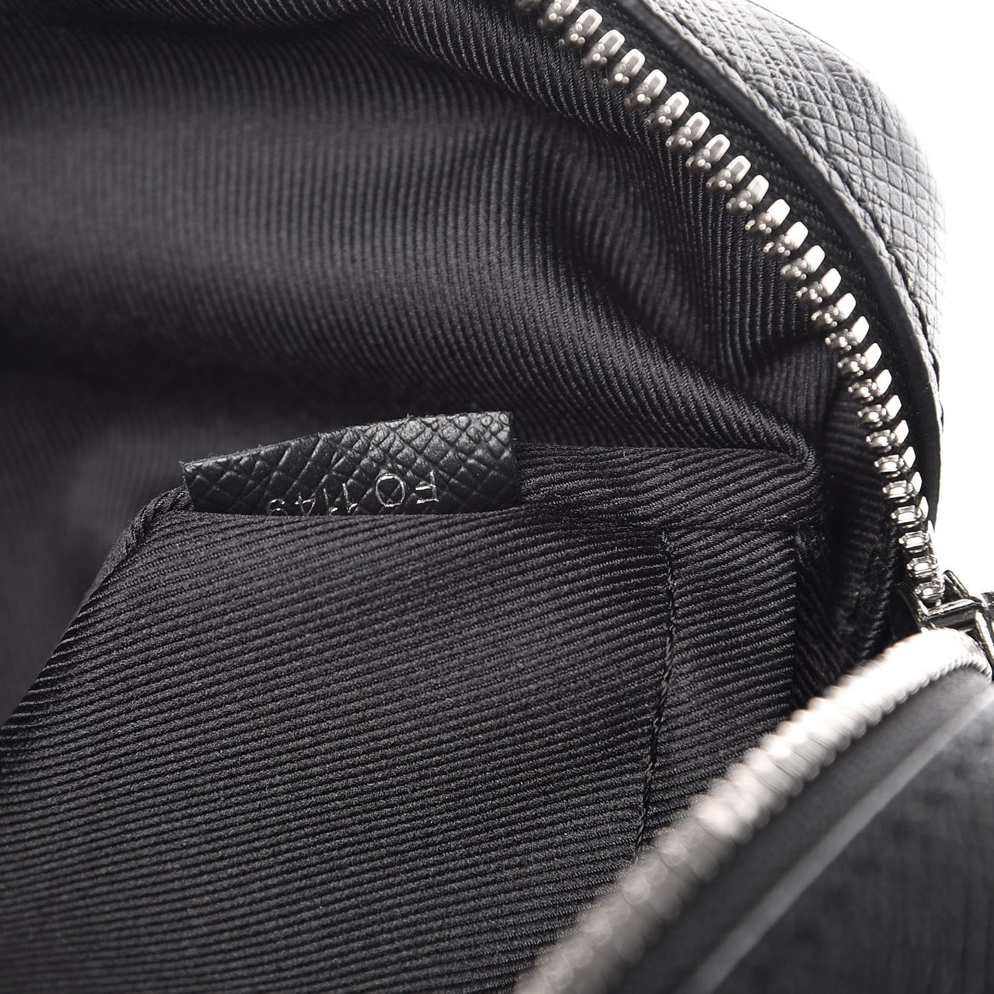 Taiga Monogram Eclipse Outdoor Messenger Black