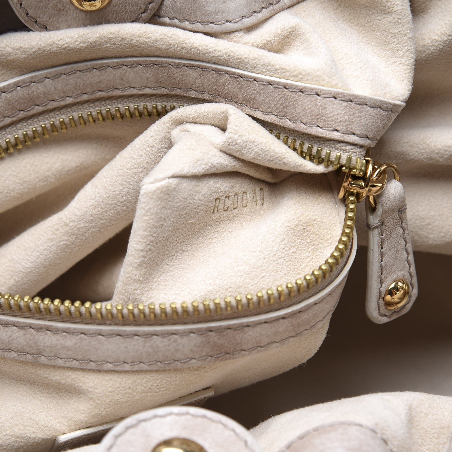 Louis Vuitton Lambskin Olympe Stratus PM Ecru 6 of 10