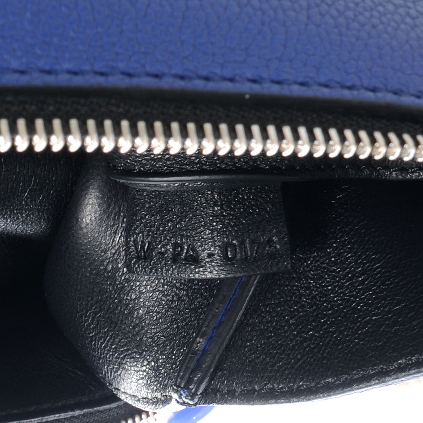 Calfskin Medium Edge Shoulder Bag Cobalt