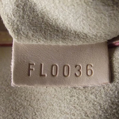 Louis Vuitton Leather Vachetta Alma 8 of 9