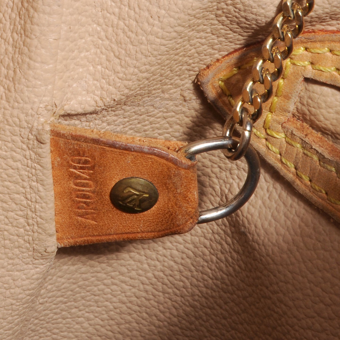 Monogram Petit Bucket 23