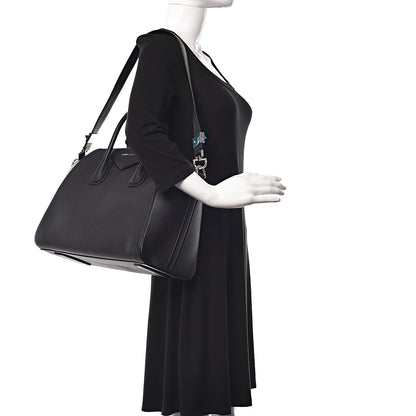 Givenchy Sugar Goatskin Medium Antigona Black 2 of 13