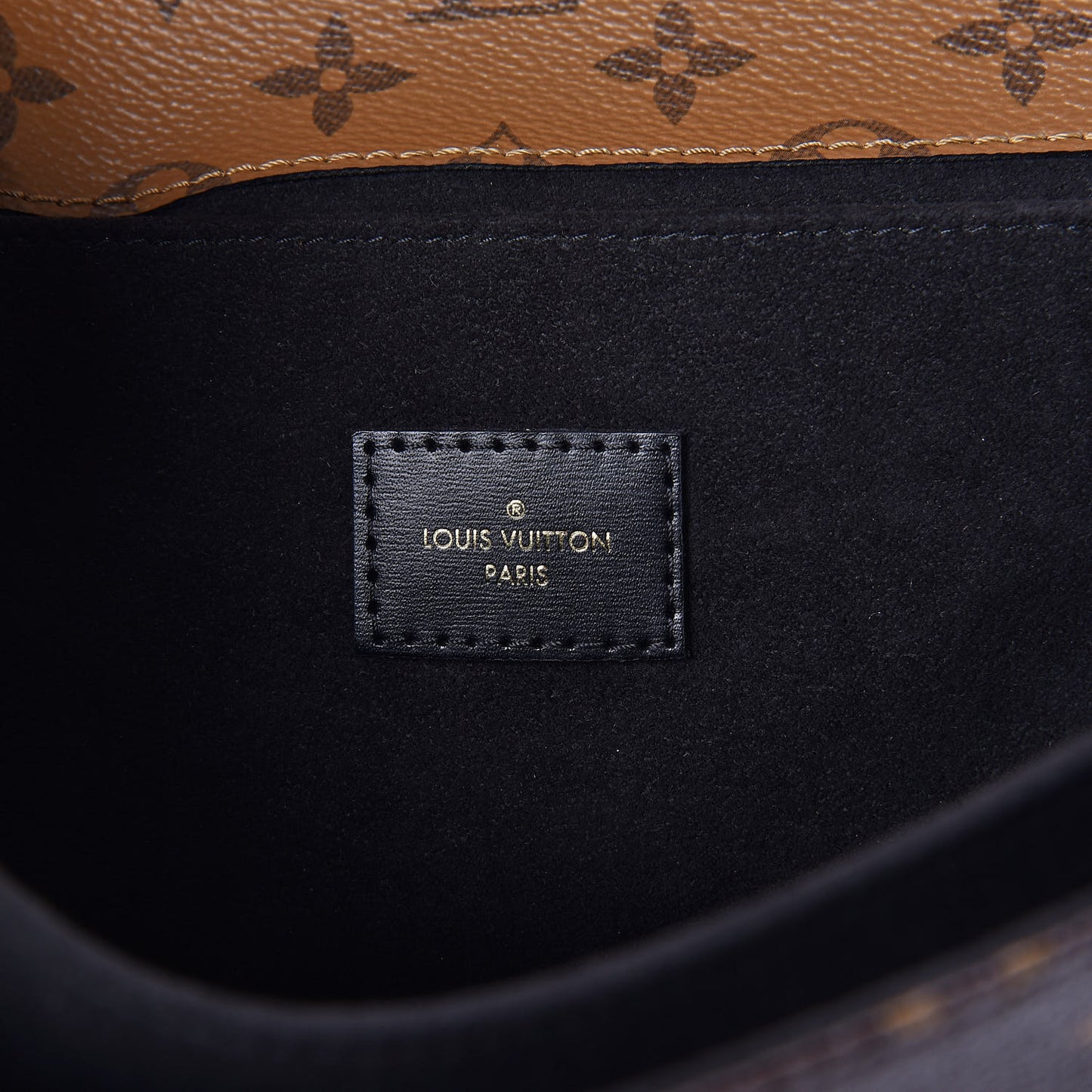Reverse Monogram Pochette Metis