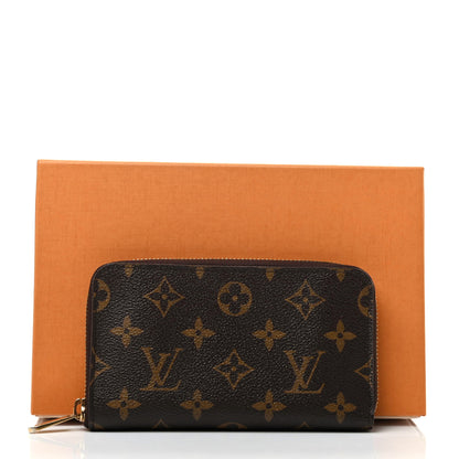 Louis Vuitton Monogram Zippy Compact Wallet 9 of 9