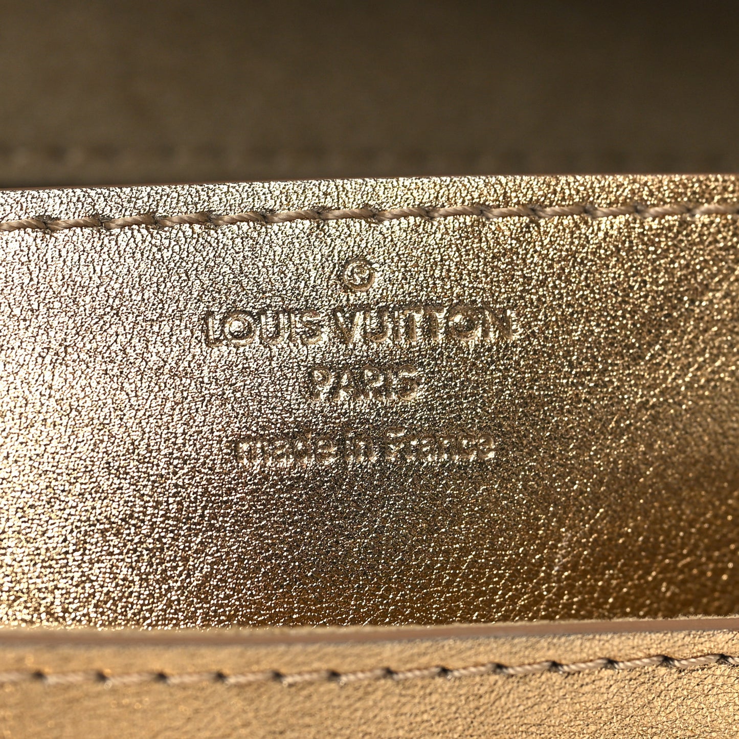 Calfskin Neo Sobe Louise EW Clutch Gold