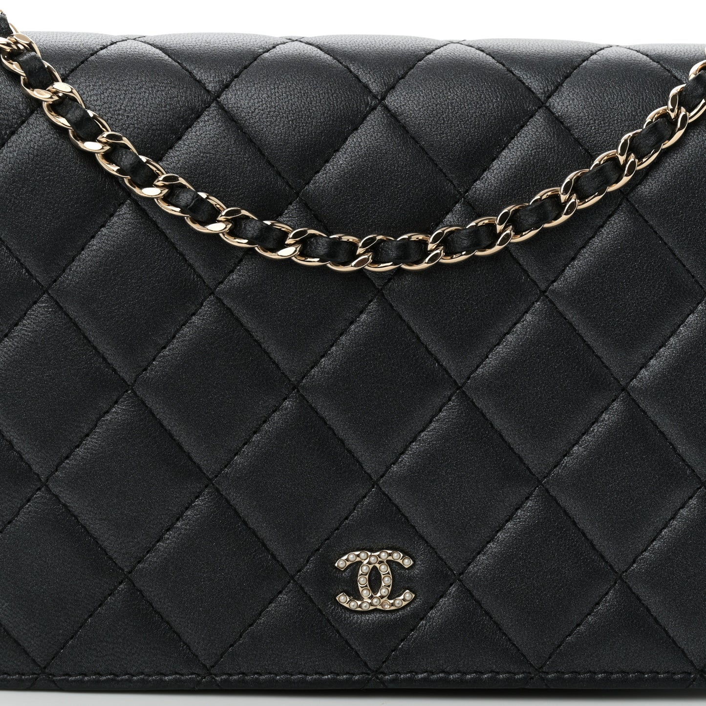 Iridescent Lambskin Quilted Pearl Wallet On Chain WOC Black