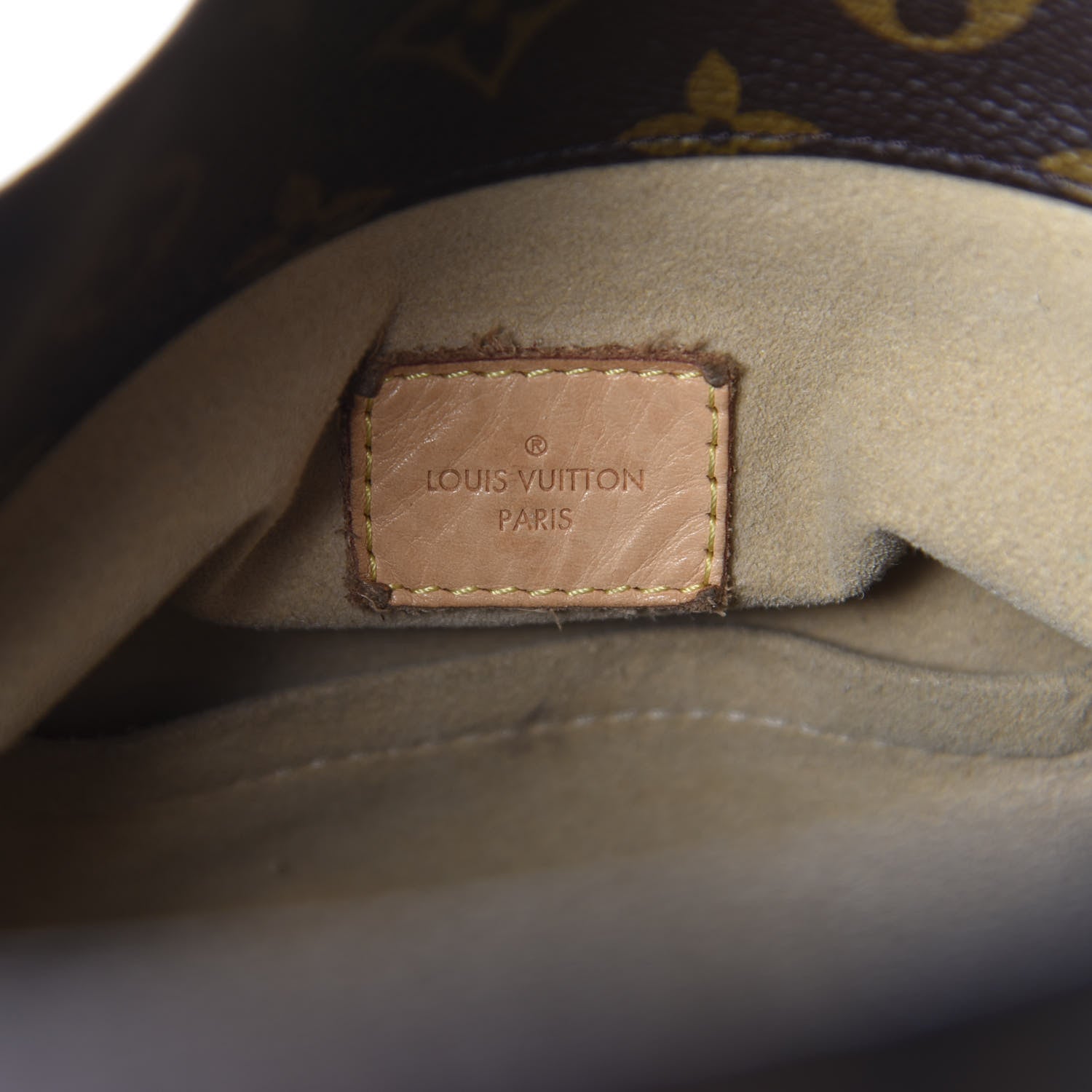 Louis Vuitton Monogram Artsy MM 11 of 12