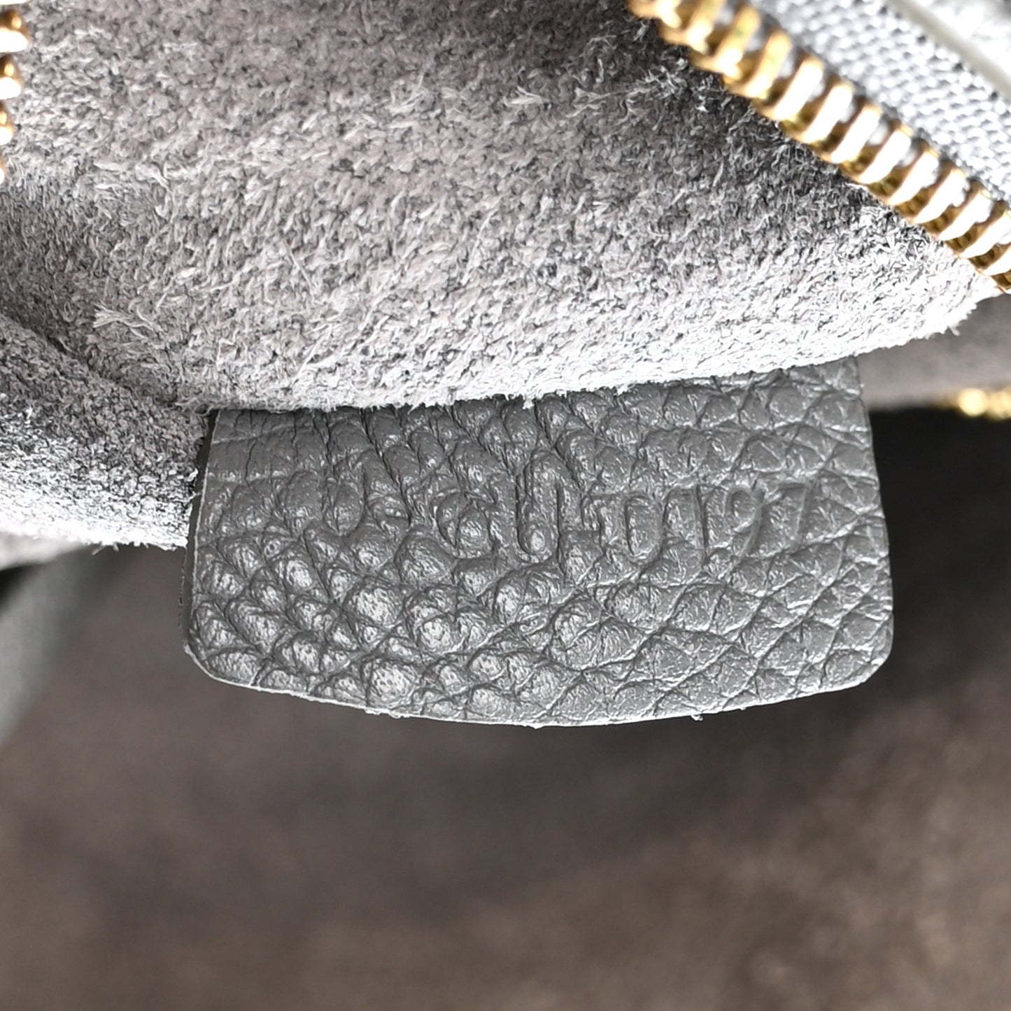 Soft Grained Calfskin Medium Belt Cabas Phantom Grey