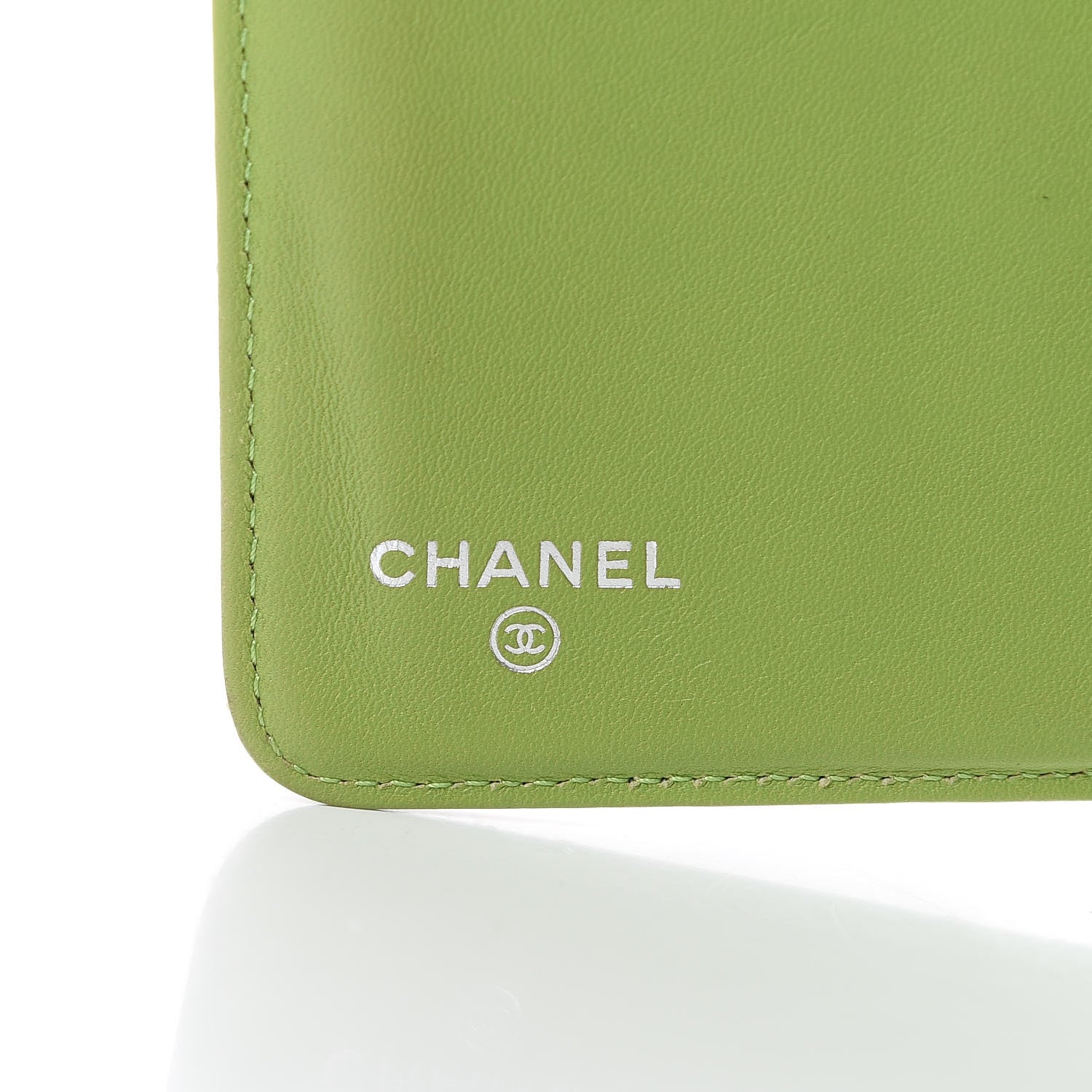 Chanel Patent Quilted Brilliant Zipped Pocket Wallet Green 6 of 18