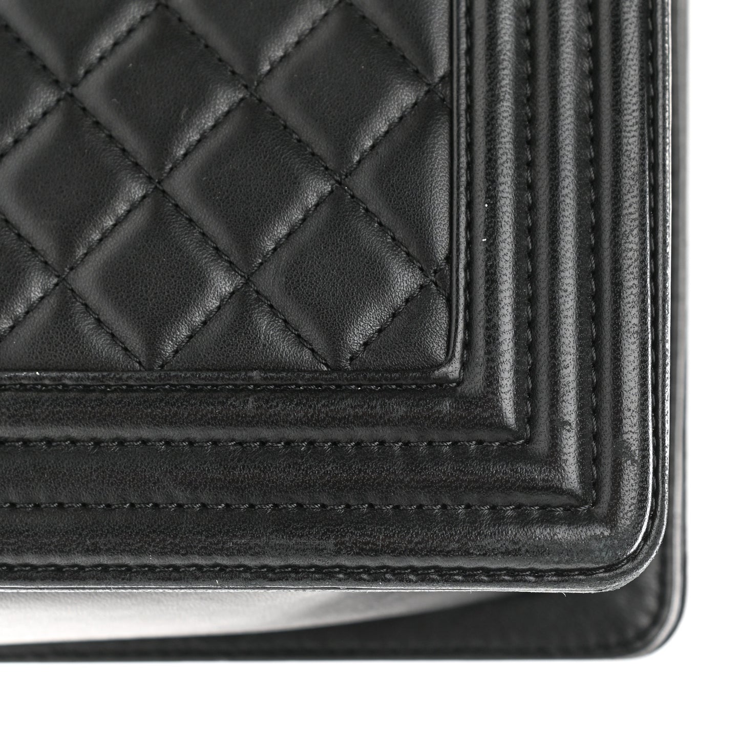Lambskin Quilted Medium Boy Flap Black