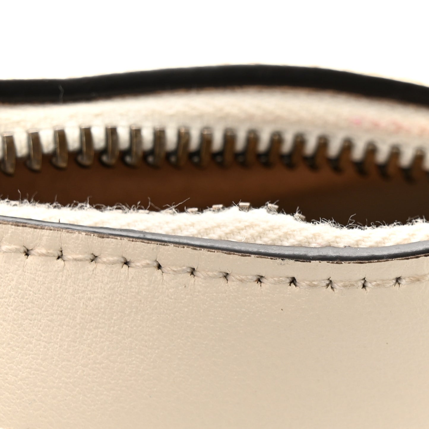 Calfskin Matelasse Chevron Mini GG Marmont Half Moon Hobo Mystic White