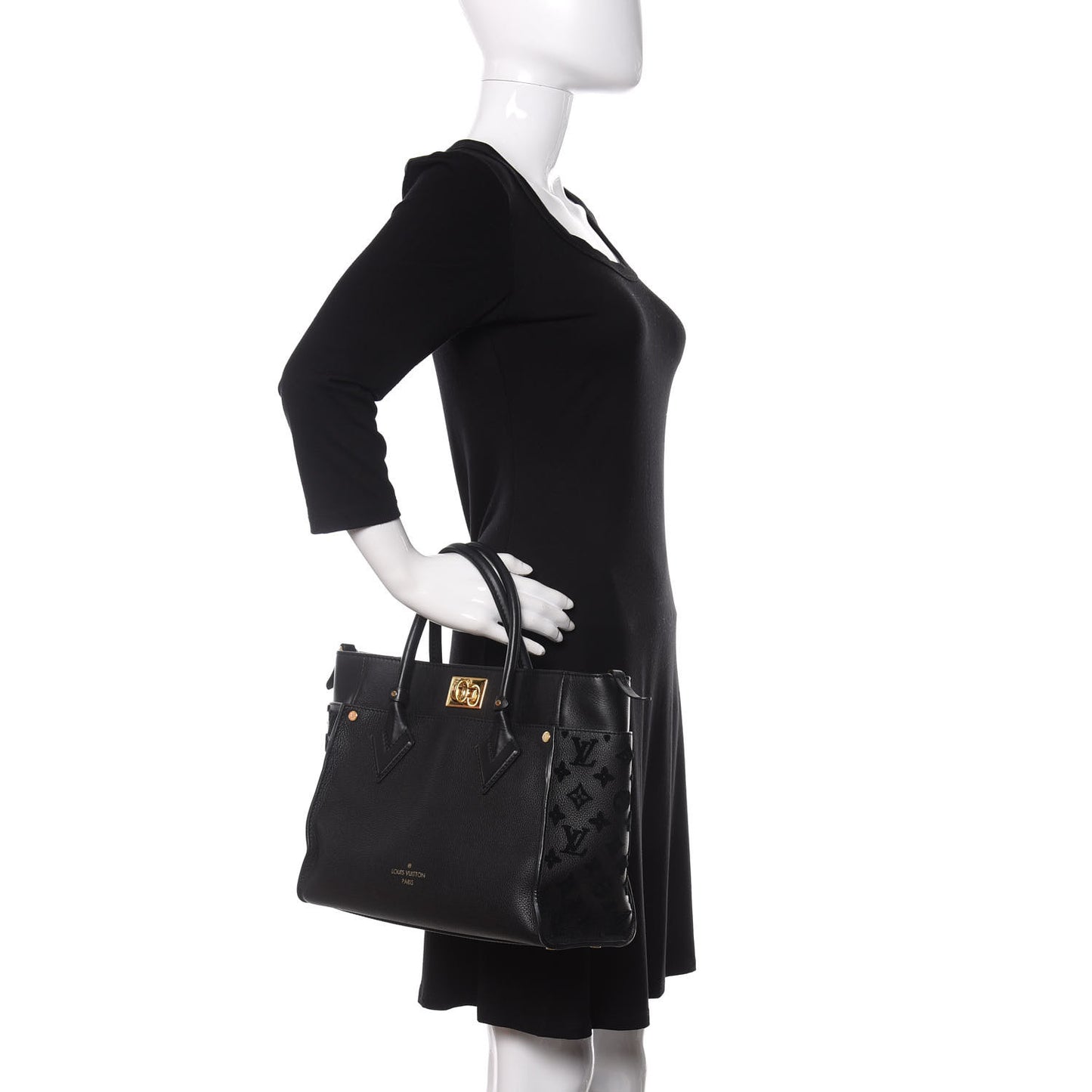 Calfskin Monogram Tufting On My Side Black