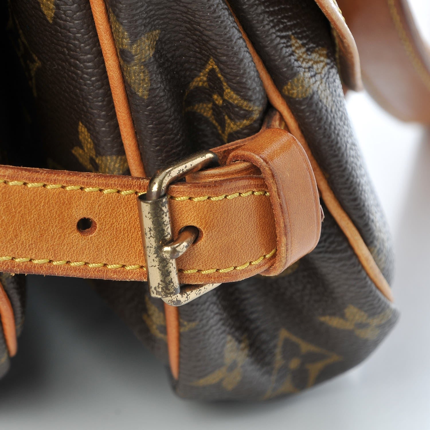 Louis Vuitton Monogram Saumur 30 9 of 9
