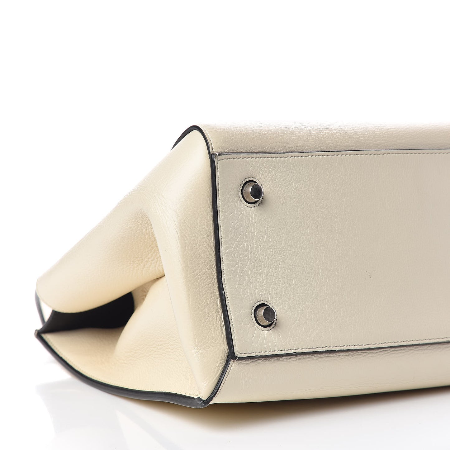 Grained Calfskin Medium Edge Shoulder Bag Cream