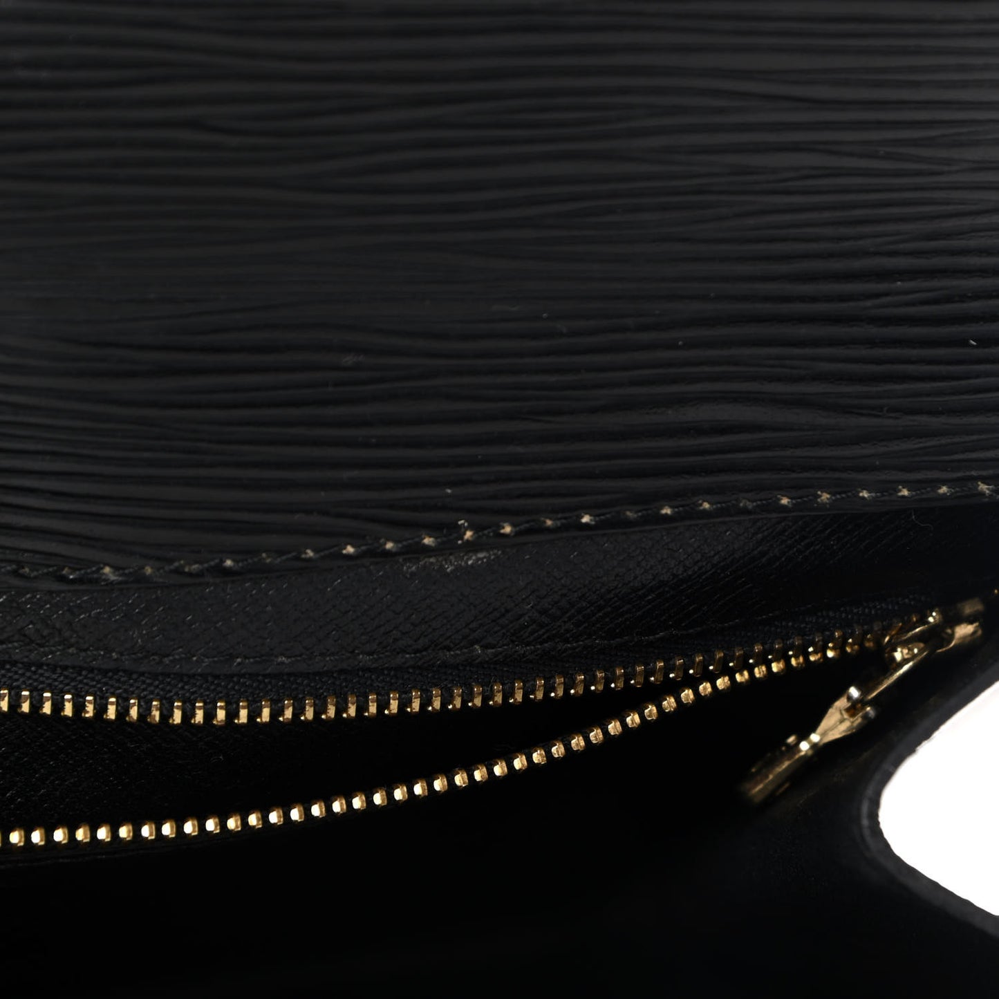 Epi Montaigne Clutch MM Black