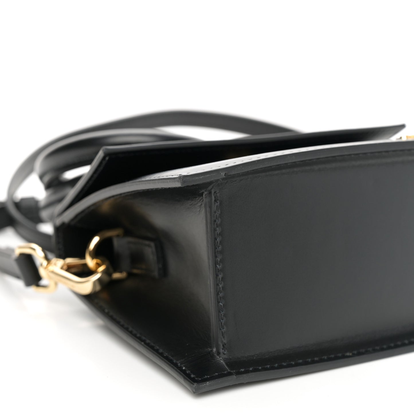 Smooth Calfskin Le Chiquito Noeud Black