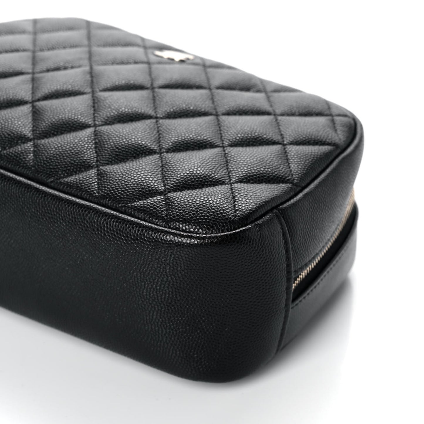 Caviar Quilted Curvy Pouch Cosmetic Case Black