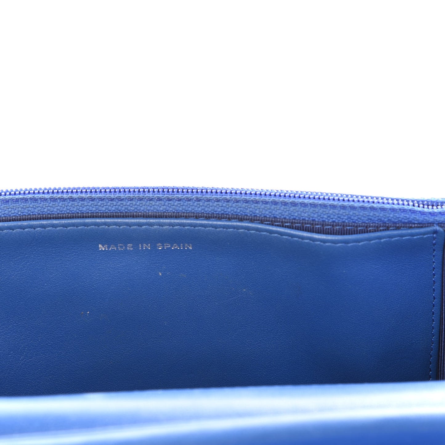 Patent Quilted Wallet On Chain WOC Blue