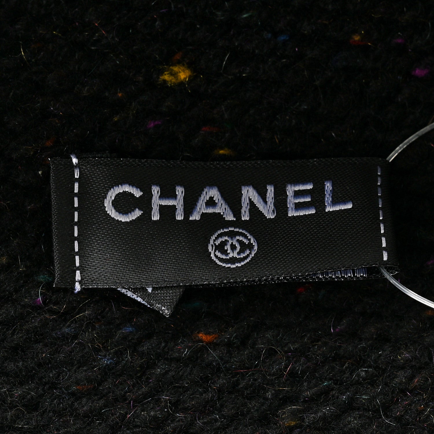 Chanel Cashmere Silk CC Beanie Hat Black Ecru 4 of 4