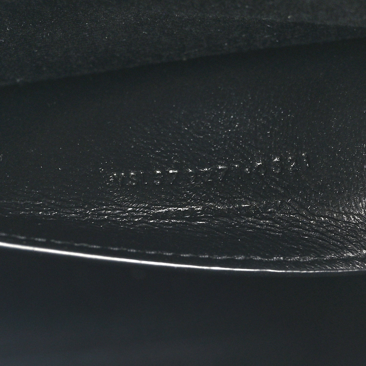 Saint Laurent Shiny Calfskin Crocodile Embossed Manhattan Baguette Black 7 of 10