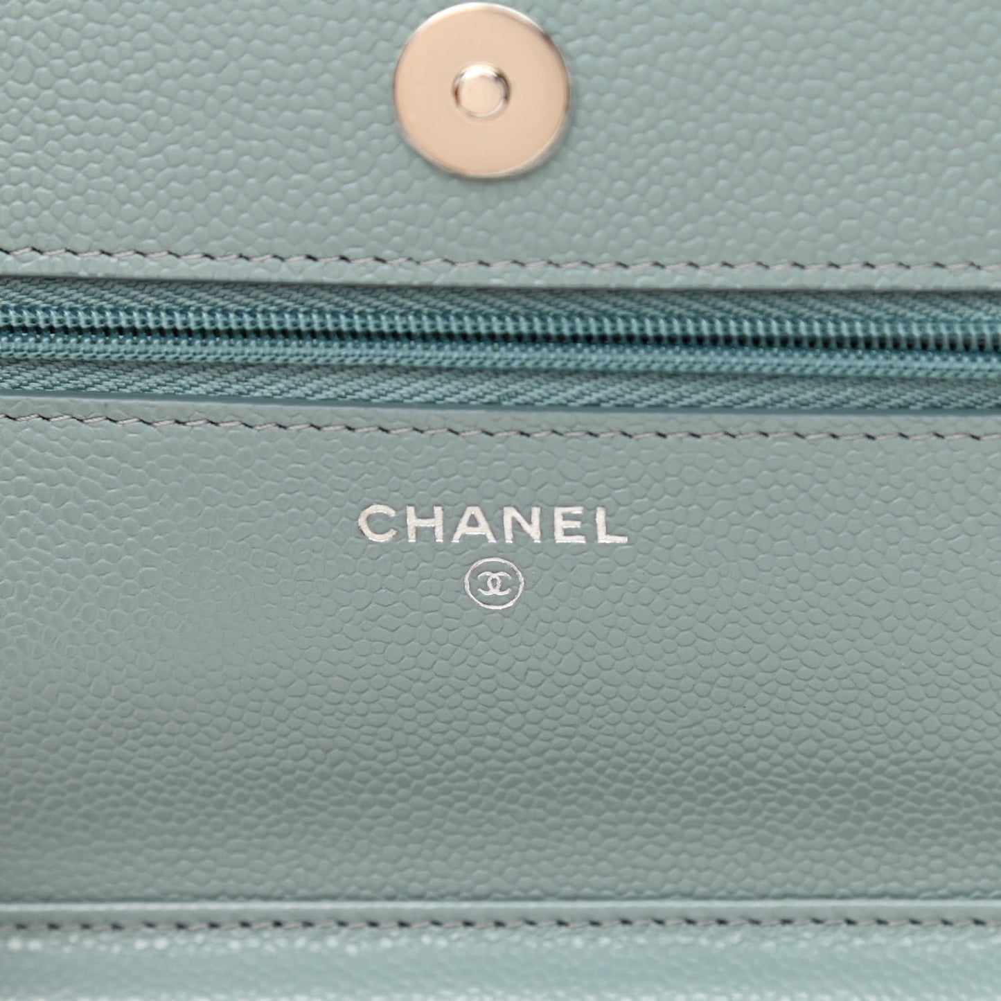 Caviar Quilted Wallet On Chain WOC Light Blue