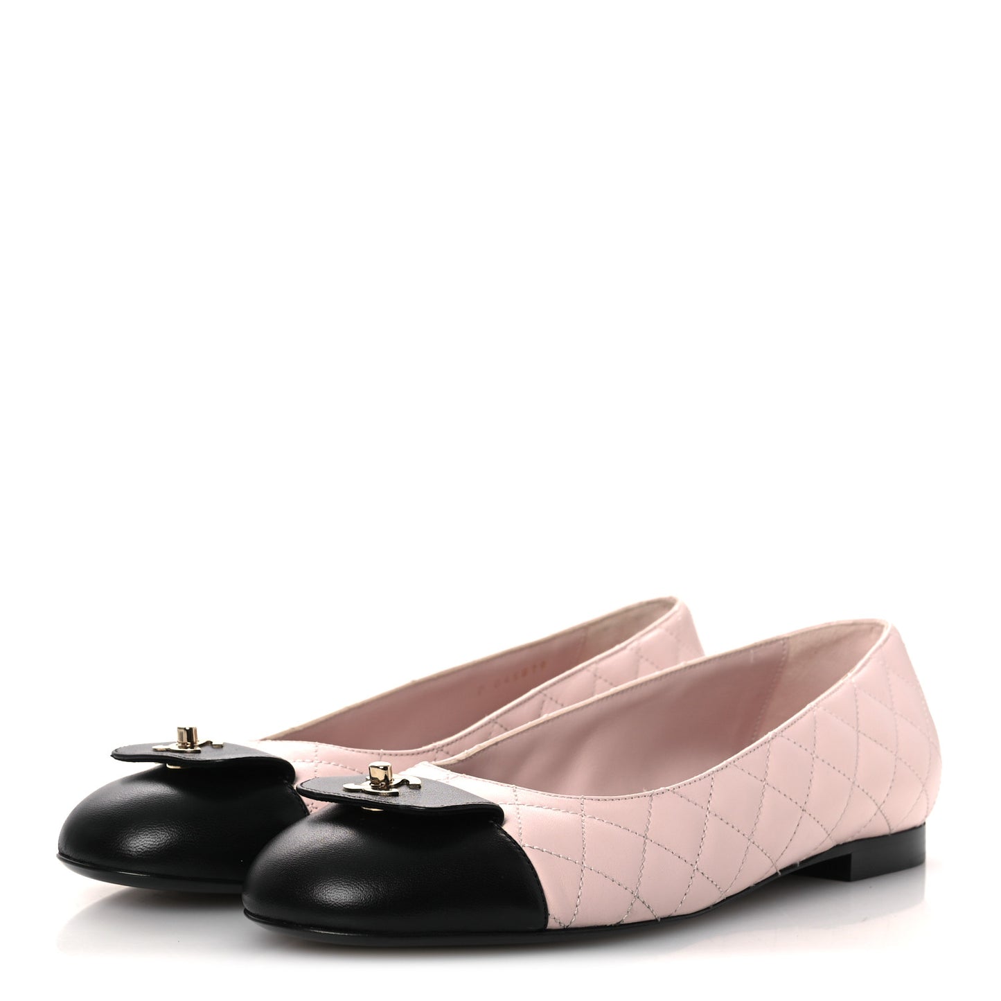Calfskin Lambskin Quilted CC Ballerina Flats 39 Light Pink Black