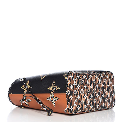 Louis Vuitton Monogram Giant Jungle Neverfull MM Black 4 of 10