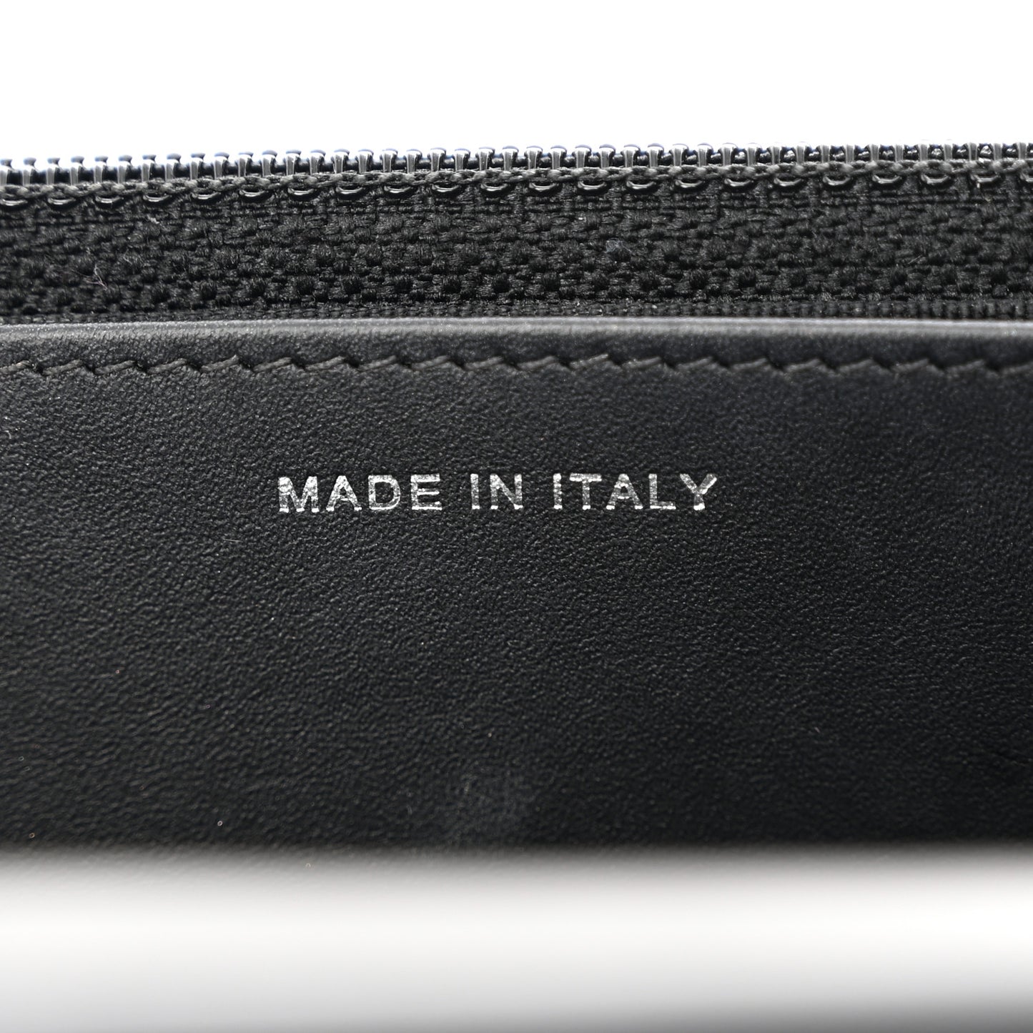 Patent Quilted Wallet On Chain WOC Black