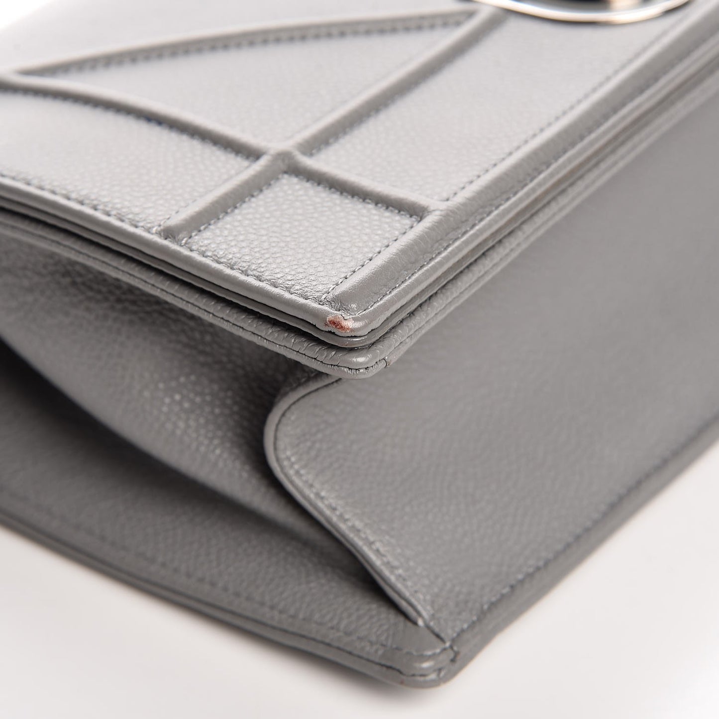 Grained Calfskin Medium Diorama Flap Bag Gris