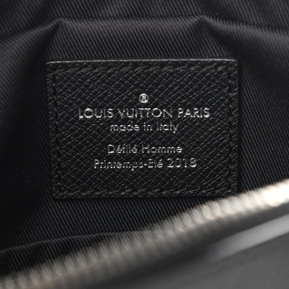 Louis Vuitton Taiga Outdoor Messenger PM Black 5 of 8