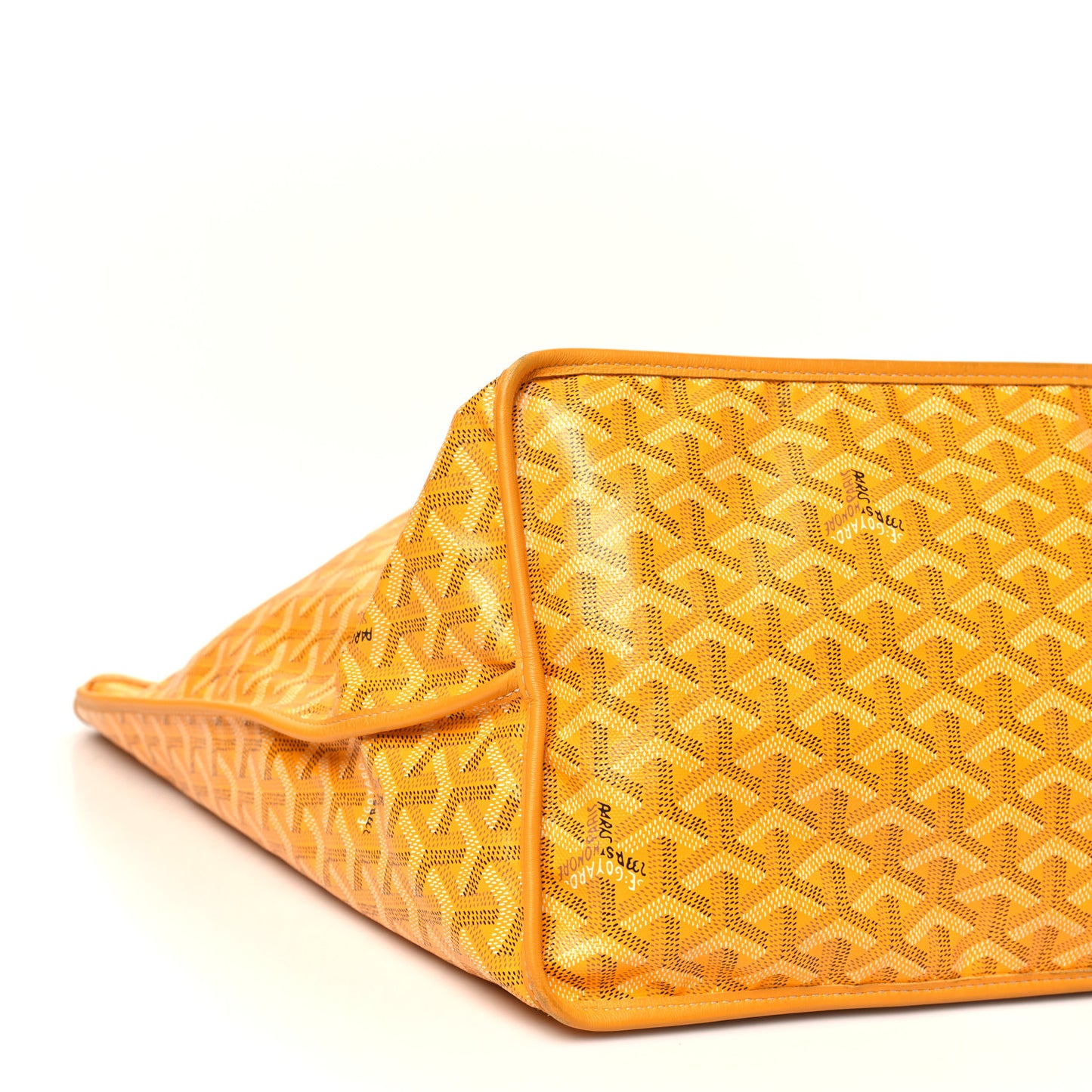 Goyardine Reversible Anjou GM Yellow