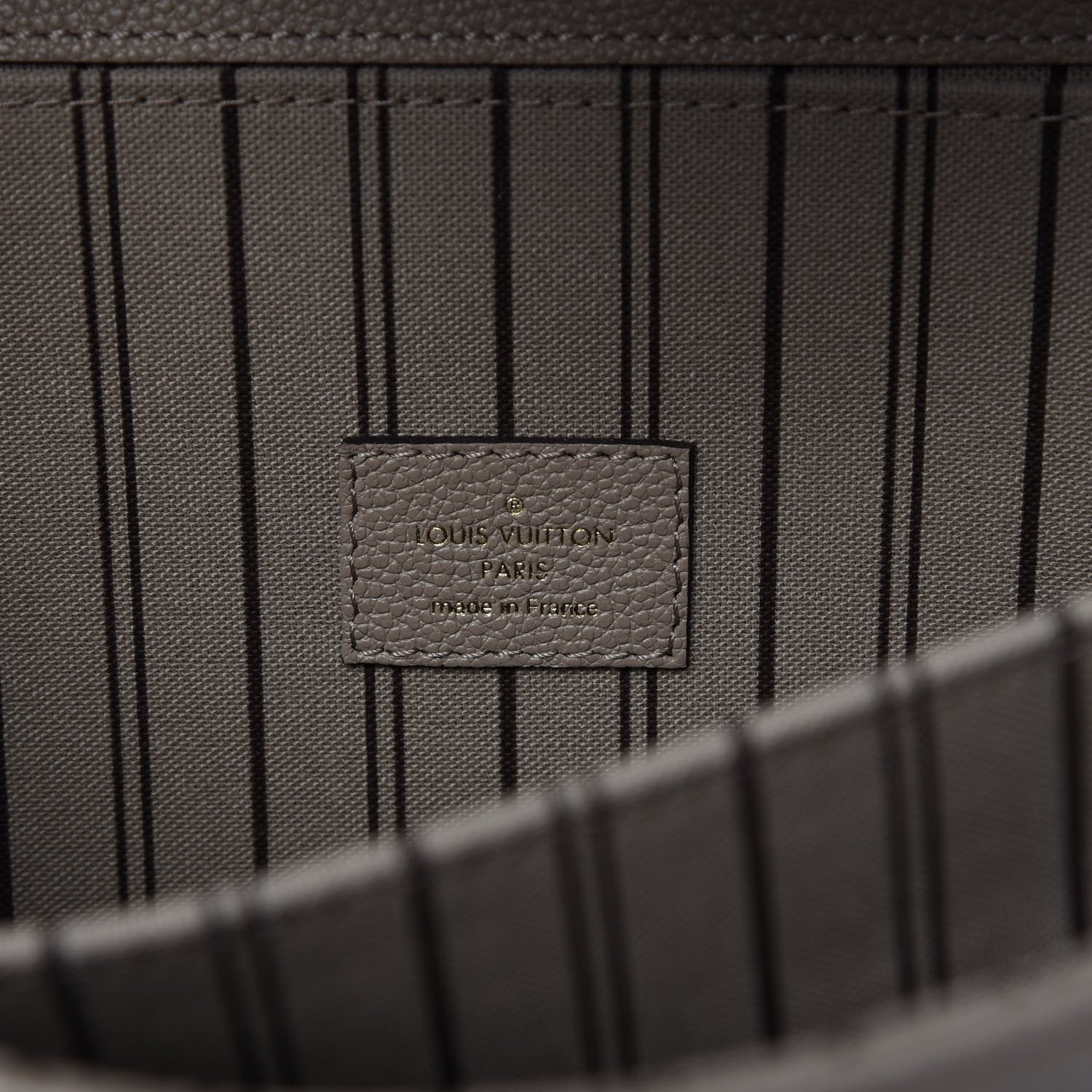 Louis Vuitton Empreinte Pochette Metis Tourterelle 8 of 8