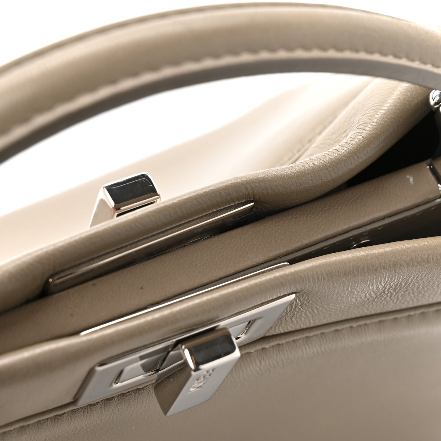 Nappa Mini Peekaboo Iconic Satchel Tortora